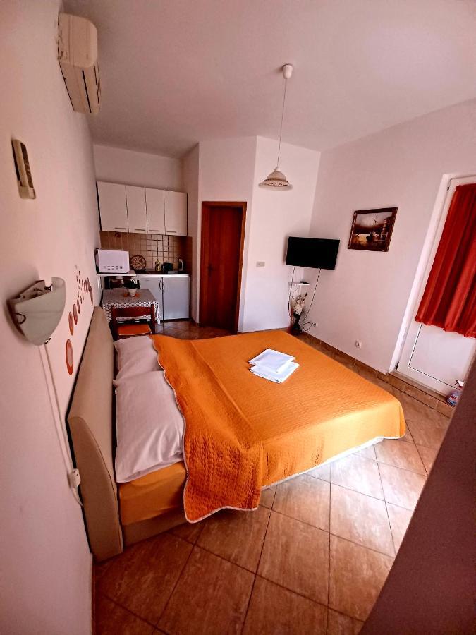 Apartment Prskalo - Vodice Kültér fotó