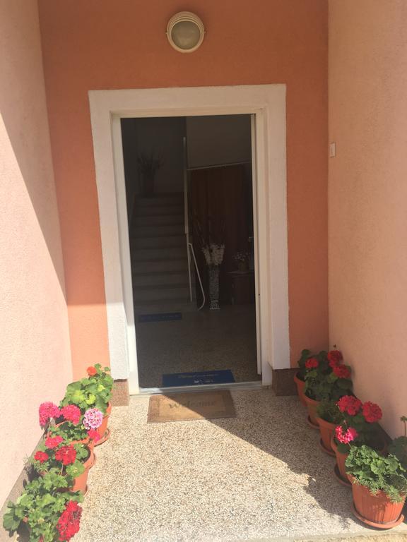 Apartment Prskalo - Vodice Kültér fotó
